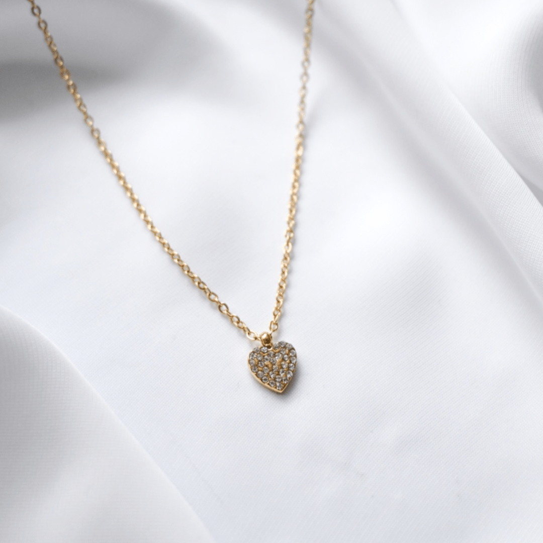 Dila I Dainty Heart Necklace – Refined-Pieces